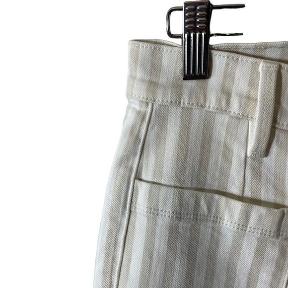 FRAME Denim Le Bardot Crop Flare in Courtyard Size 25 - Picture 4 of 9